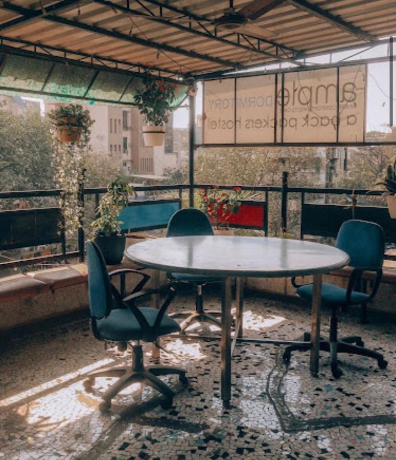 Maple Social Hubz-Hostel Bombay Eksteriør billede