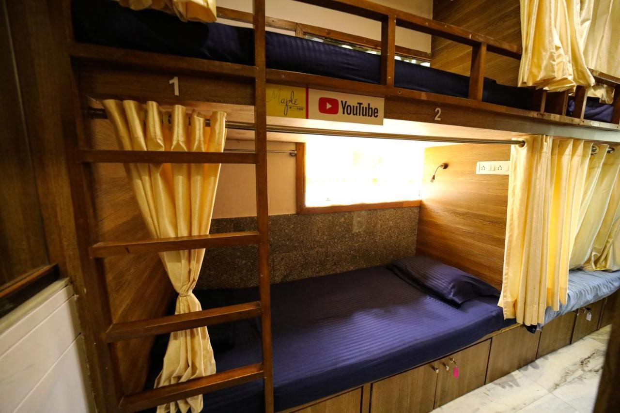 Maple Social Hubz-Hostel Bombay Eksteriør billede